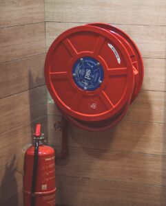 Robinet d'incendie armé
